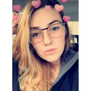 Meet your Posher, Alicia